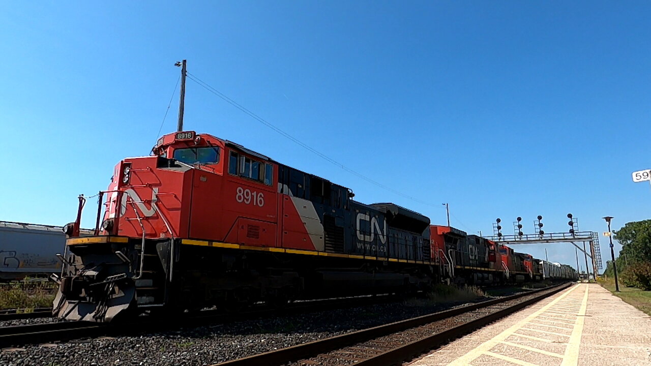 Train 482 CN 8916, CN 2662, CN 2678 & CN 2663 Engines Manifest Train Eastbound In Ontario TRACK SIDE