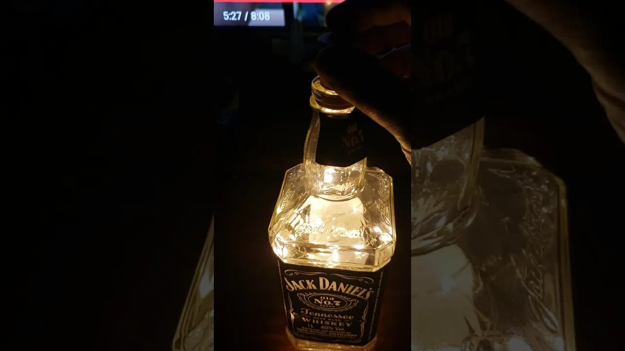 Artesanato com garrafa de vidro e led