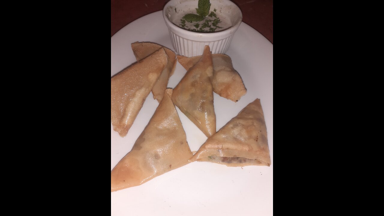 Beef and pea Samosas