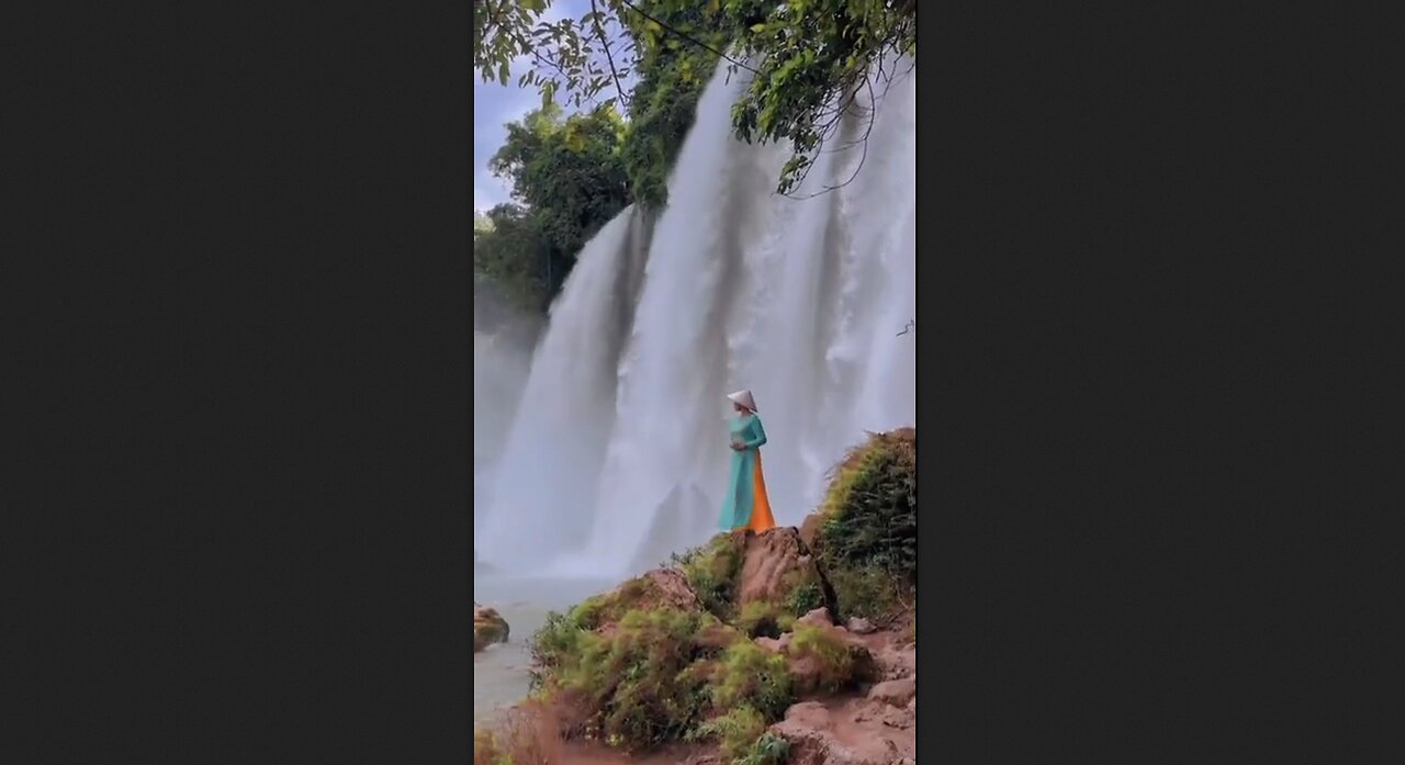 The Most Beautiful Waterfall In Asia