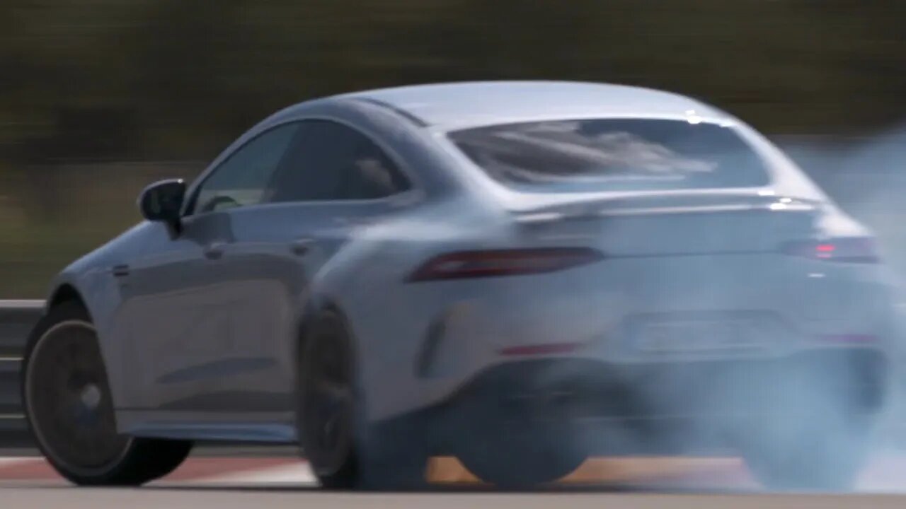 Mercedes AMG GT 63 S E-Performamce High-Tech Silver and Jupiter Red hammering on the track 21 min!