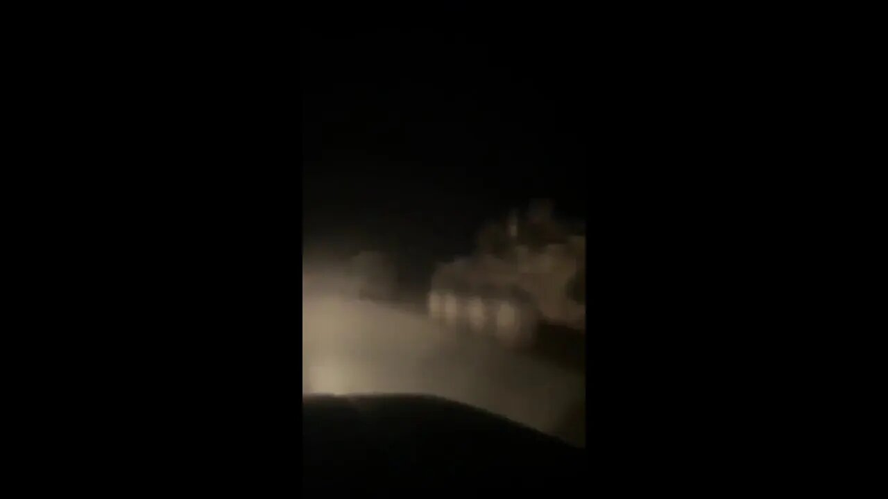 ★★★ Huge Russian convoy on the move in Kyiv Ukraine