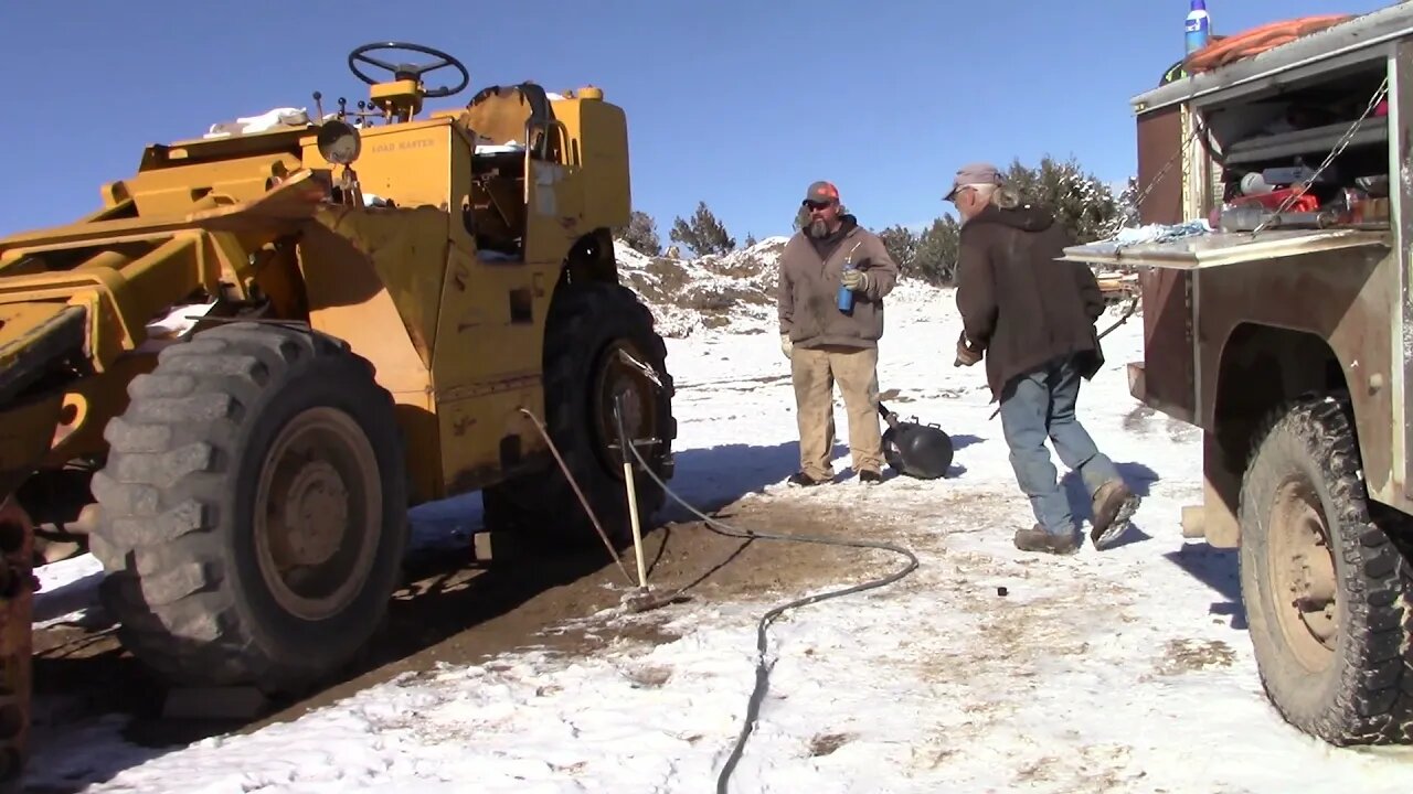 Split Rim Tire Repair On Rough Terrain Fork Lift - The Final Blow!