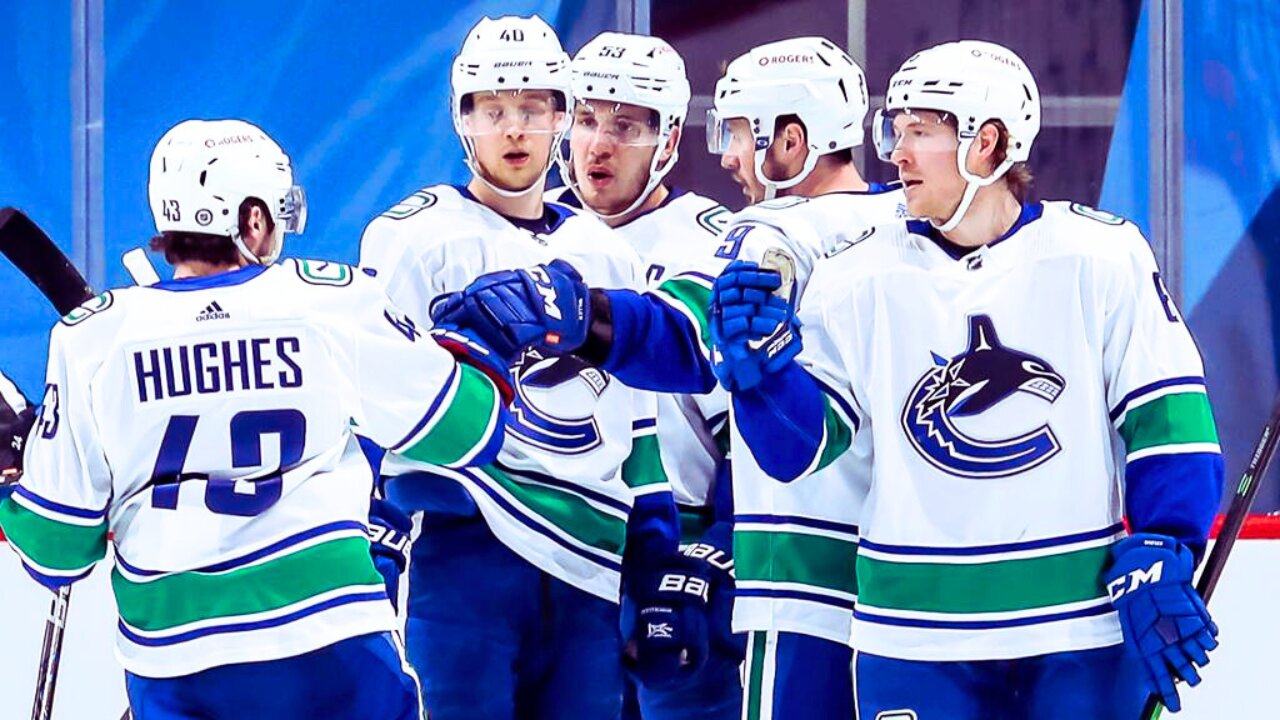 NHL's Most Hilarious 'Looking Like An Amateur' Moments! 😂 | Sports Allowance