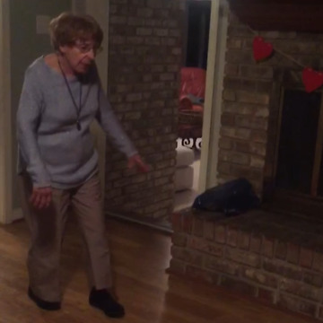 Senior Woman Reveals Her Secret Airport Trick