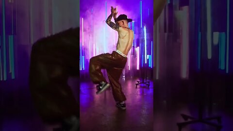 dancing nylon baggy pants #nylon #pants #sexy #boy