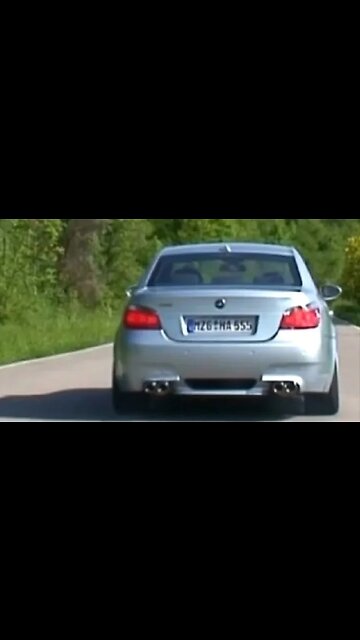 🎶🎵🎼Hartge BMW M5 V10 on German Autobahn in V10 sound 🎶🎵🎼