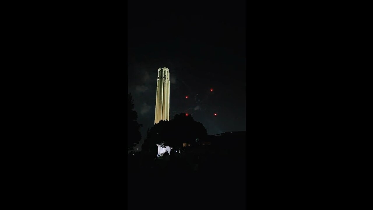 Fireworks at WWII Memorial