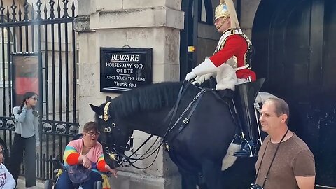 Another heart ❤️ warming moment kings guard moves his horse for blind and disabled people for photo