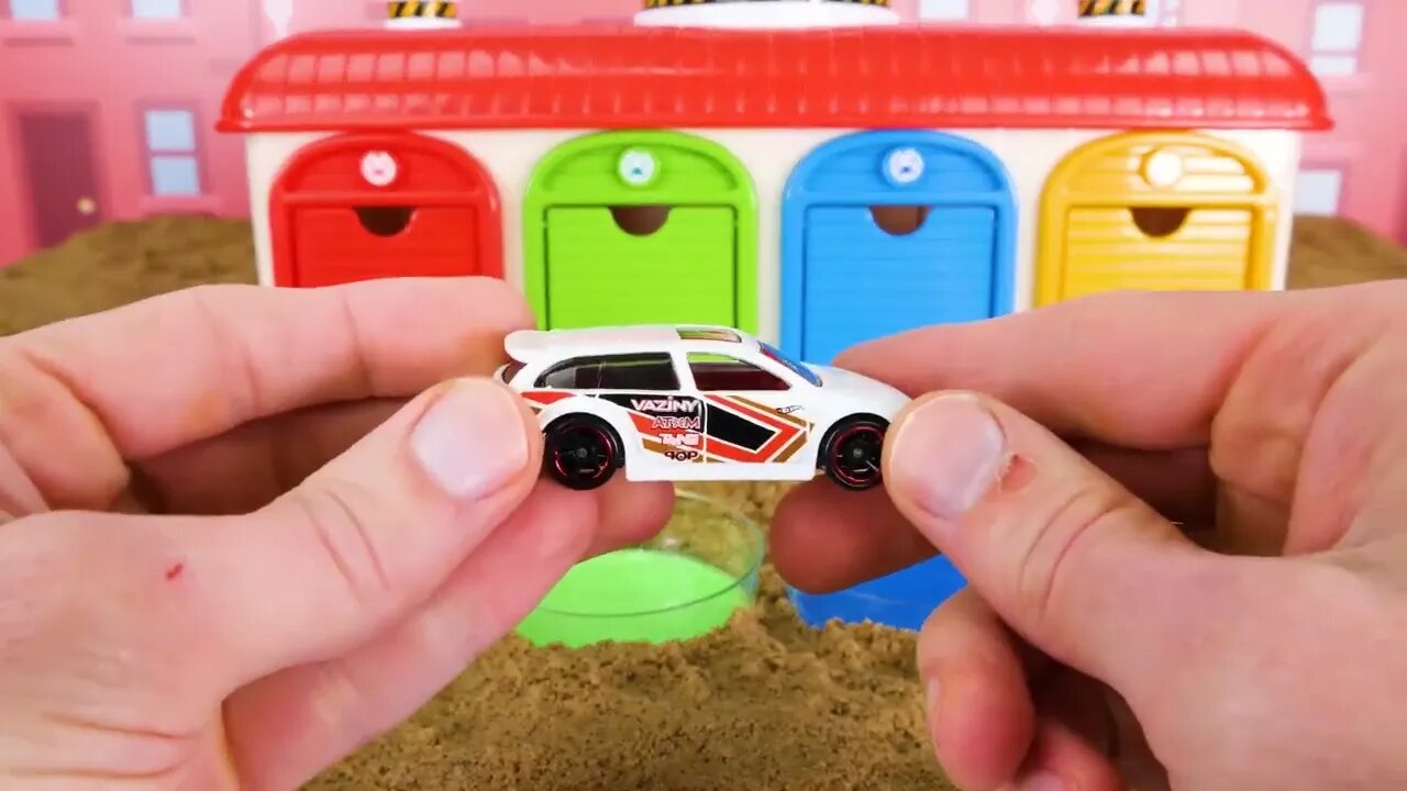 160 2¡Enseñe a los niños palabras en español e inglés con Painting Pororo Toy Car Fun!