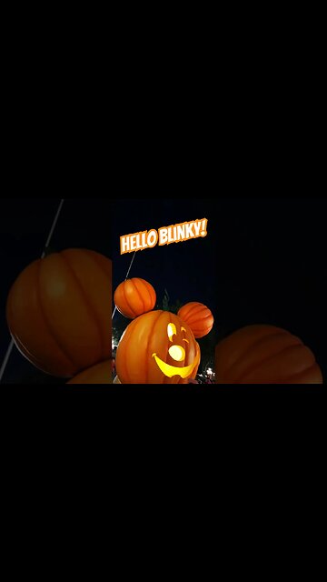 Blinky on Main Street #disneyland #mainstreet #mickeymouse #pumpkin #blinky