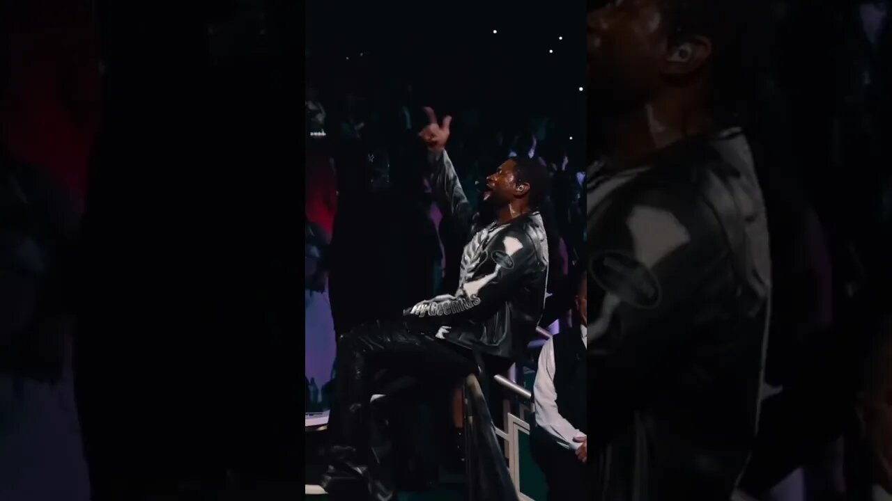 21 Savage Singing My Boo At Ushers Concert (via: iamnickbranden) #music #usher #21savage #concert