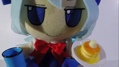 Cirno is having pancakes