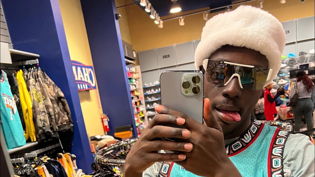 This Video Is Way Too Good to Not be On The Internet !