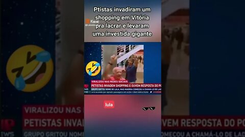 Grupo de apoiadores de lula invadiram shopping em vitória e levaram uma investida do povo!