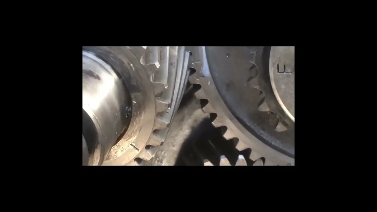 MITSUBISHI 4M40 - TIMING GEAR MARKS
