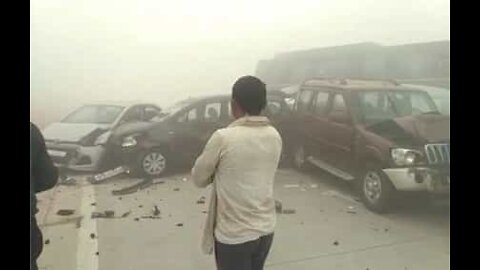 Video shows shocking car pile-up in India due to pollution cloud