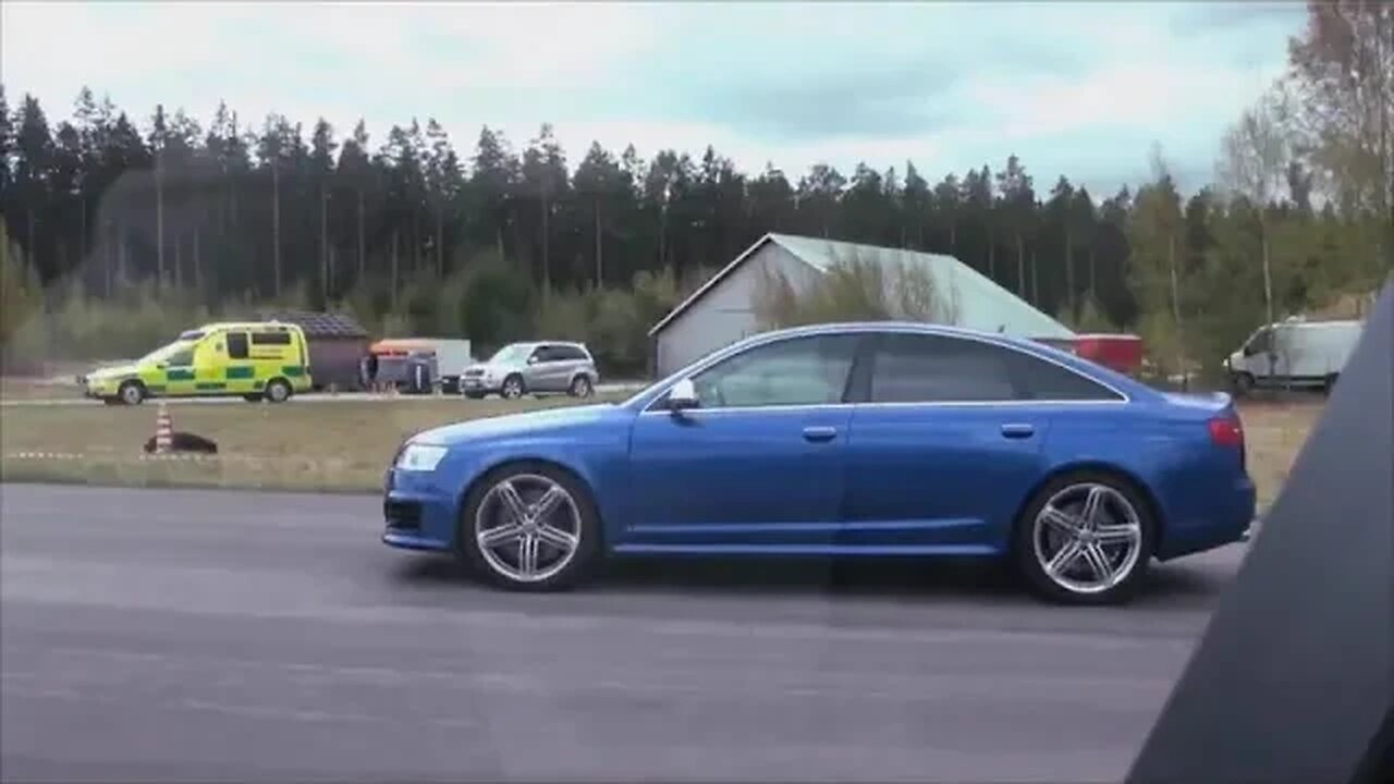 560 HP BMW M5 F10 vs 580 HP Audi RS6 V10 with four people in the M5. Comments by Gustav in the end.