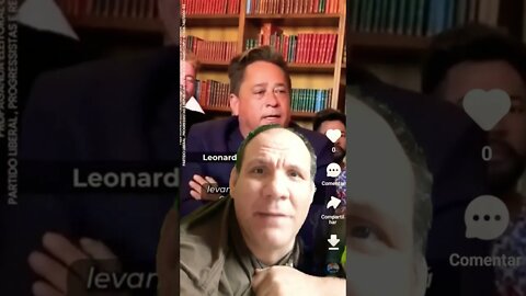 Cantor Leonardo declara voto em Bolsonaro