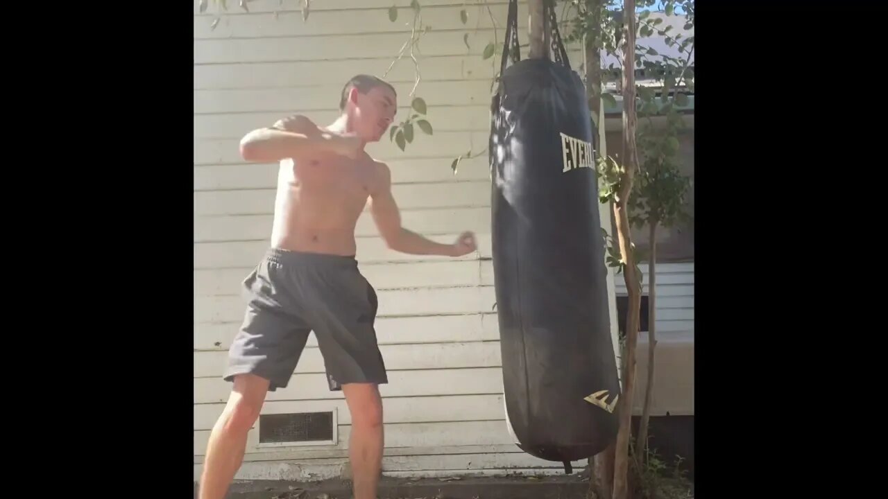 Beginner On HeavyBag