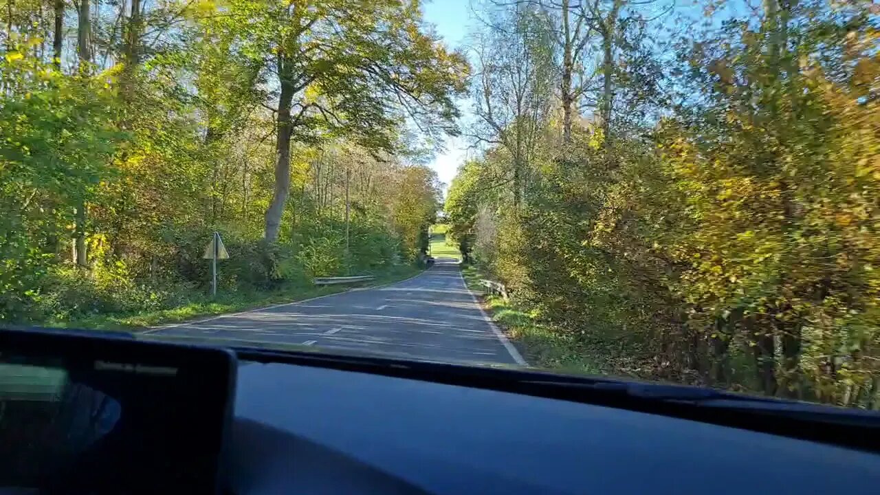 Limburg Herfstrit Vaals. BMW 330E M-PERFORMANCE resonator delete VS Belgium-Dutch border roads