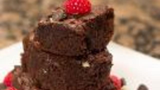 How To Make Chocolate Black And White Brownies