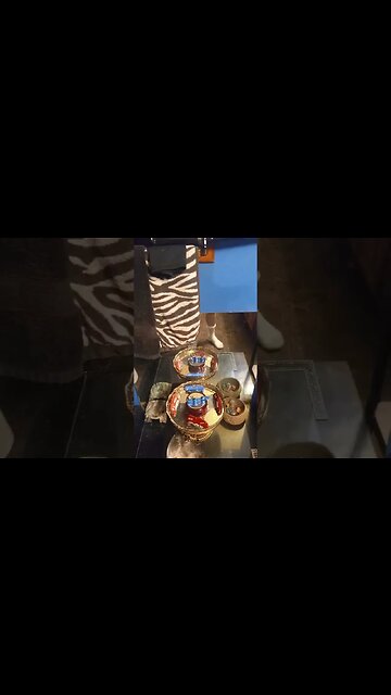 The throne rooms coming along fine