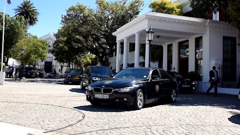 Deputy Cyril Ramaphosa leave Tuynhuis after talks with President Zuma (TZC)