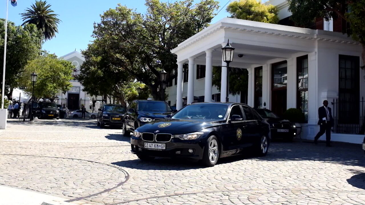 Deputy Cyril Ramaphosa leave Tuynhuis after talks with President Zuma (TZC)