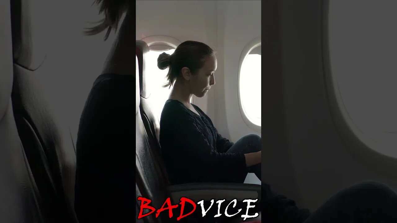 BADVICE: This is how you stop someone on a flight from leaning their seat back completely