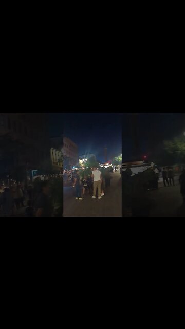 So beautiful at night, Montreal is the place to visit