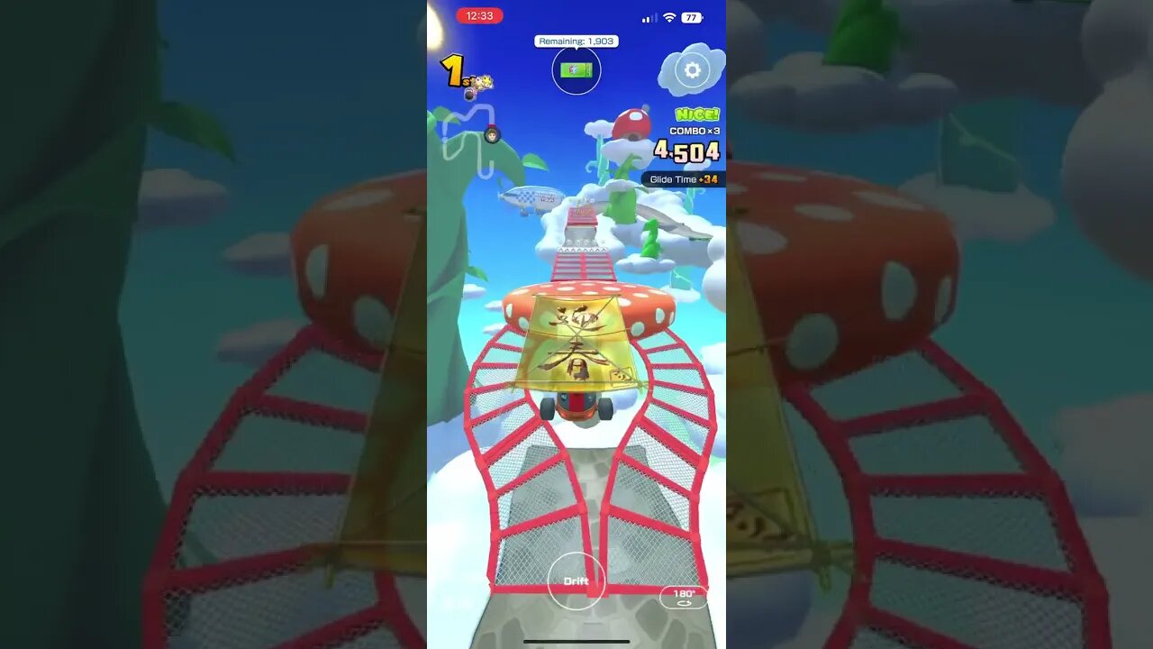 Mario Kart Tour - Gold New Year’s Kite Gameplay (New Year’s Tour Gift Reward Glider)