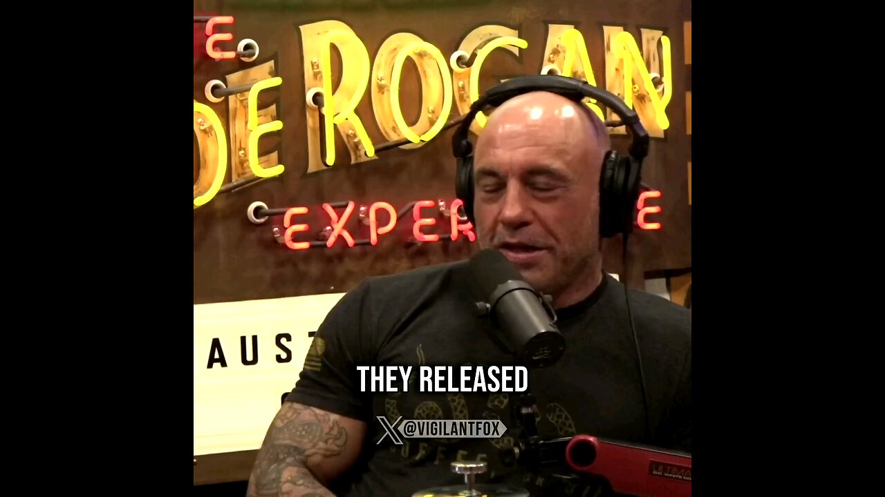 Joe Rogan Drops Great Vaccine Question “Isn’t it weird that you can just lie to people