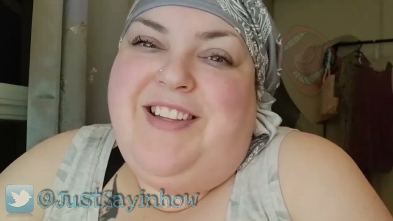 Foodie Beauty Got Un Blocked By Nader But He Didn't Answer Her