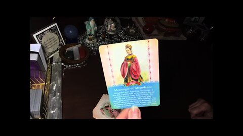 ~ QUICK DAILY CARD PULL / INTUITIVE INSIGHTS ~
