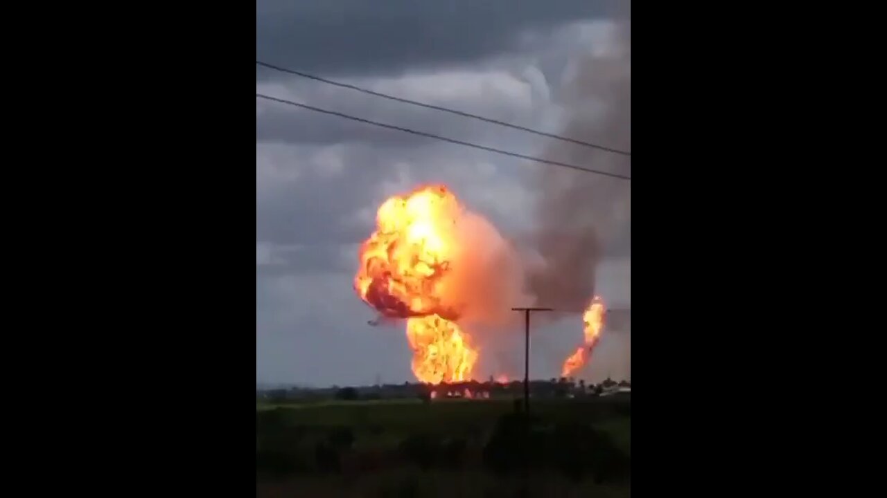 A powerful explosion and fire occurred at a gas processing plant of Venezuela's