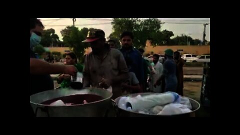 Daily free food at Lahore Saddar Cantt
