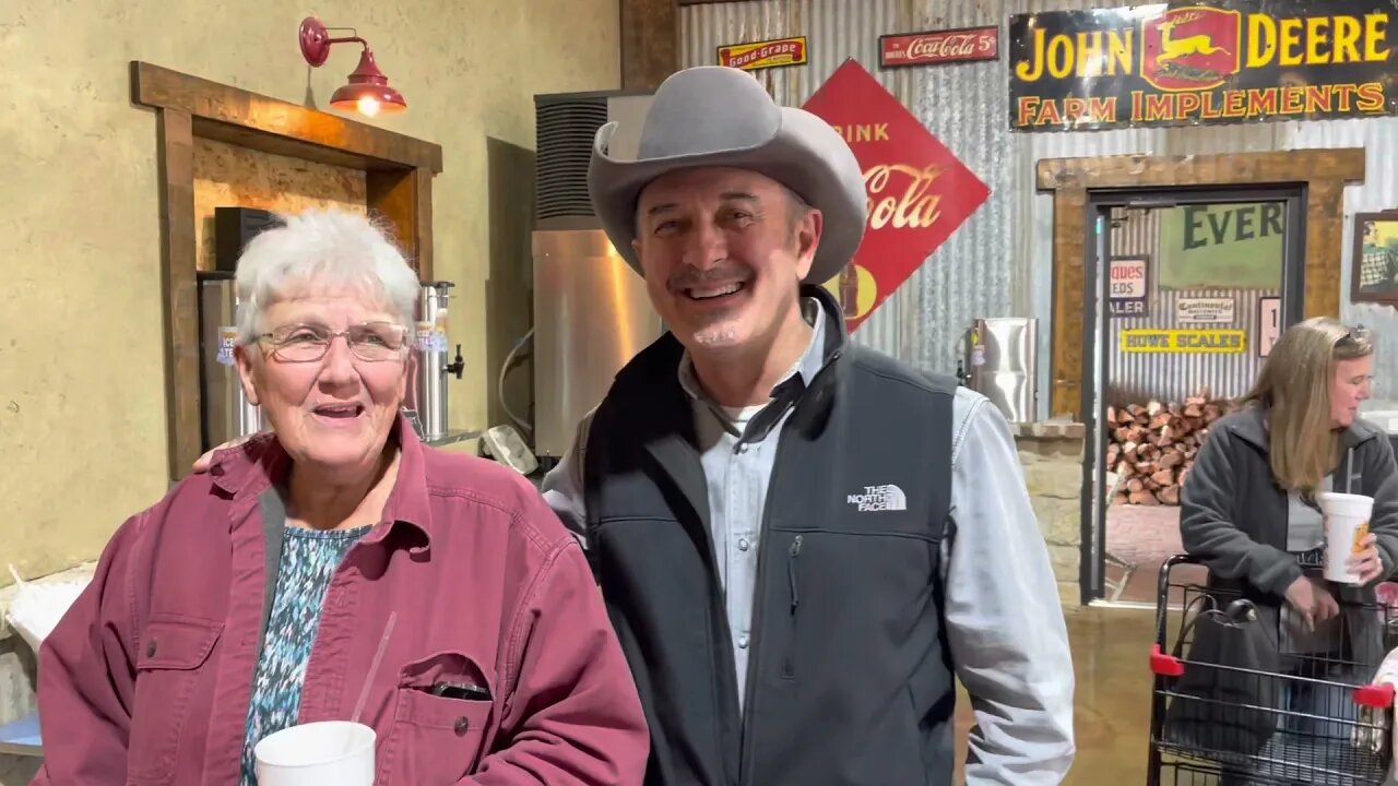 20 minutes of old folks enjoying life/bear creek smoke house