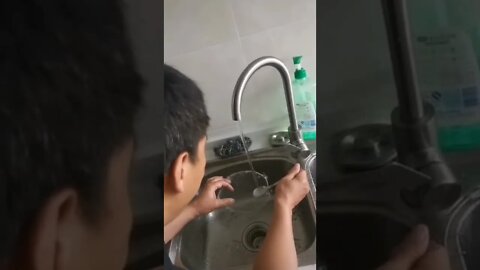 satisfying / Water Trick