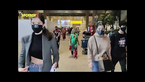 Maheep Kapoor with Shanaya Kapoor and Jahaan Spotted at the Airport | SpotboyE