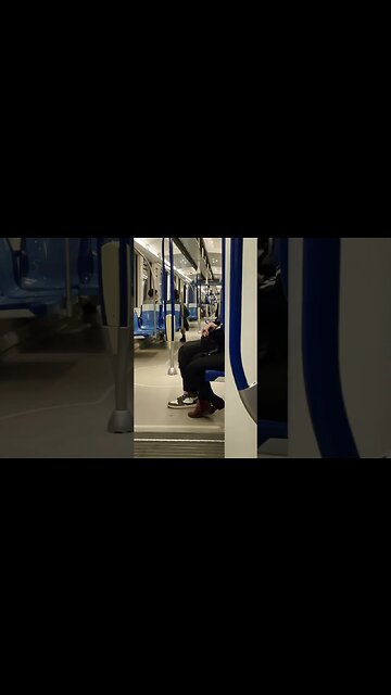 Montréal modern metro