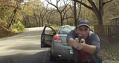 Illegal immigrant opens fires on Arkansas police officer