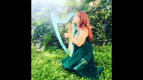 Wind Playing Harp