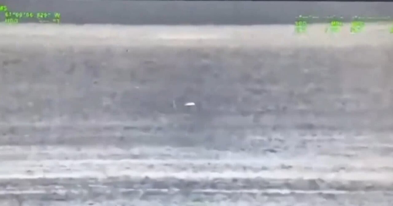 TIK TAC UFO Captured on Thermal Imaging FLIR Camera Near Aguadilla, Puerto Rico