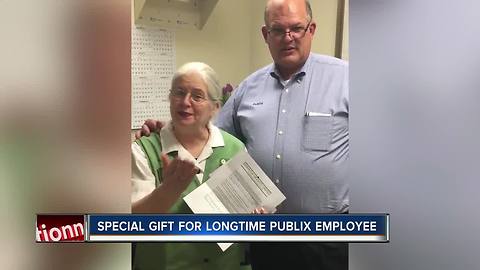 Customers go beyond to help a Florida Publix cashier get new hearing aids