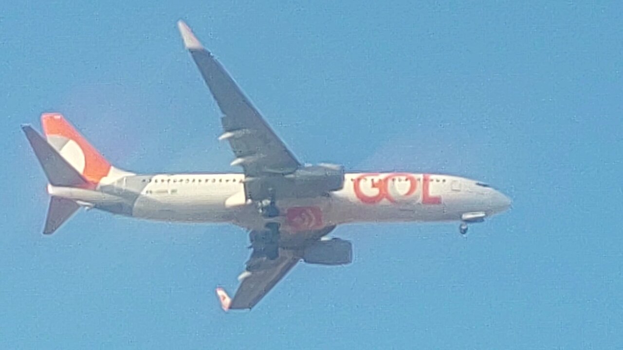 Boeing 737-800 PR-GGH vindo do Rio de Janeiro(Galeão) para Fortaleza