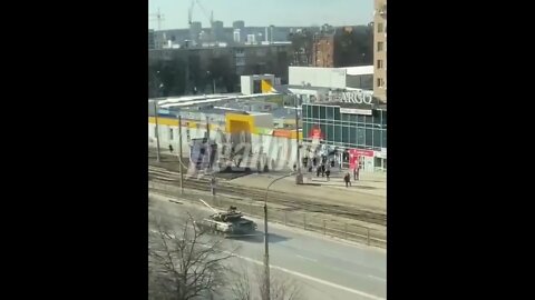 Russian tanks appeared on the streets of Kharkov