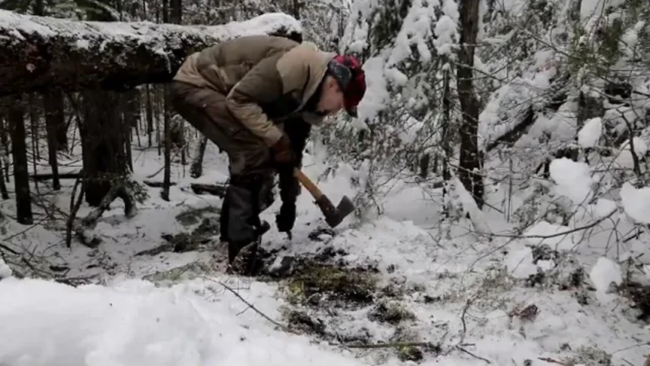 18 ===== SOLO BUSHCRAFT CAMP 4 Items Only Natural Shelter Wild Game Over the Fire