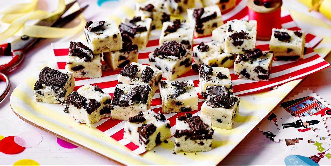 How to Make Chocolate Oreo Fudge