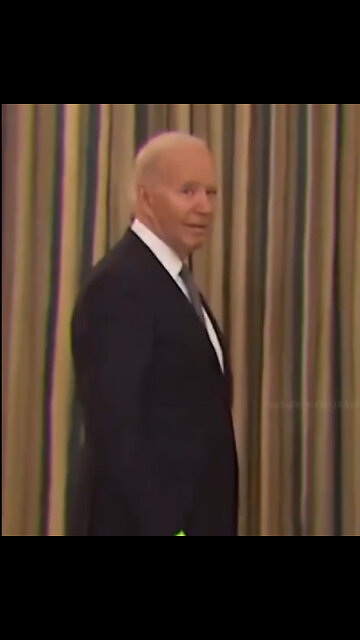 JB Smiling at last 😂👿